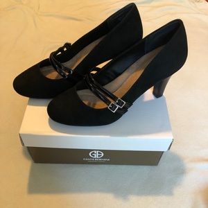 Vallaria Memory Foam Dress Pump Women